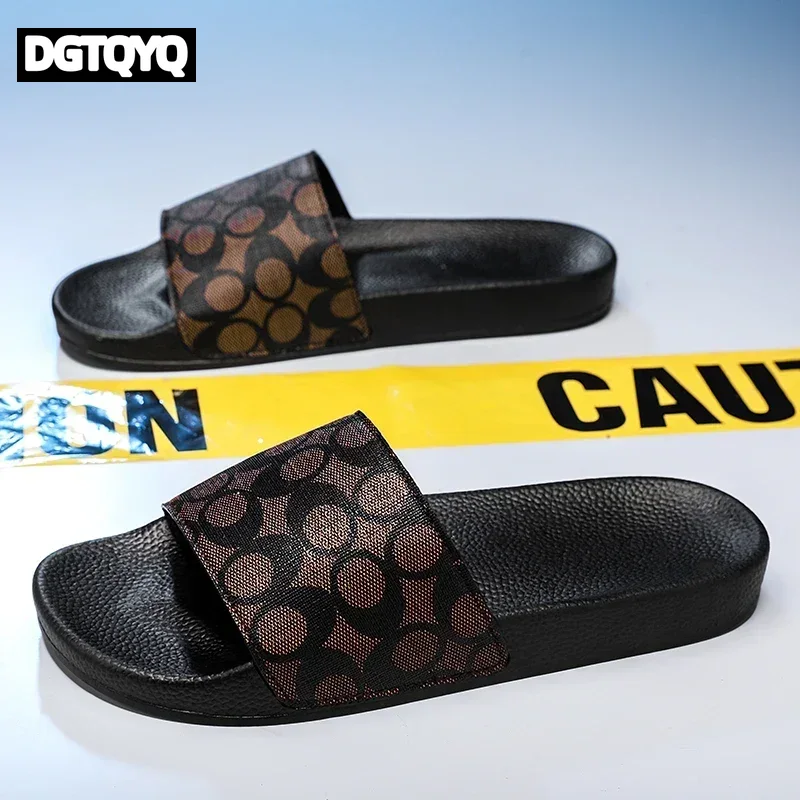 Men'S Fashion News - Sandales d'extérieur, sabots, claquettes de plage,